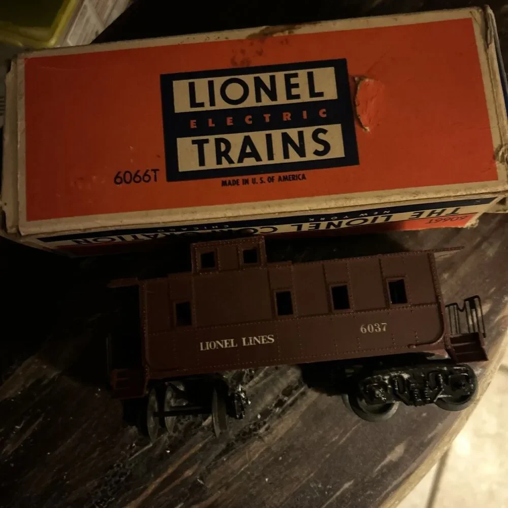 Lionel this lines